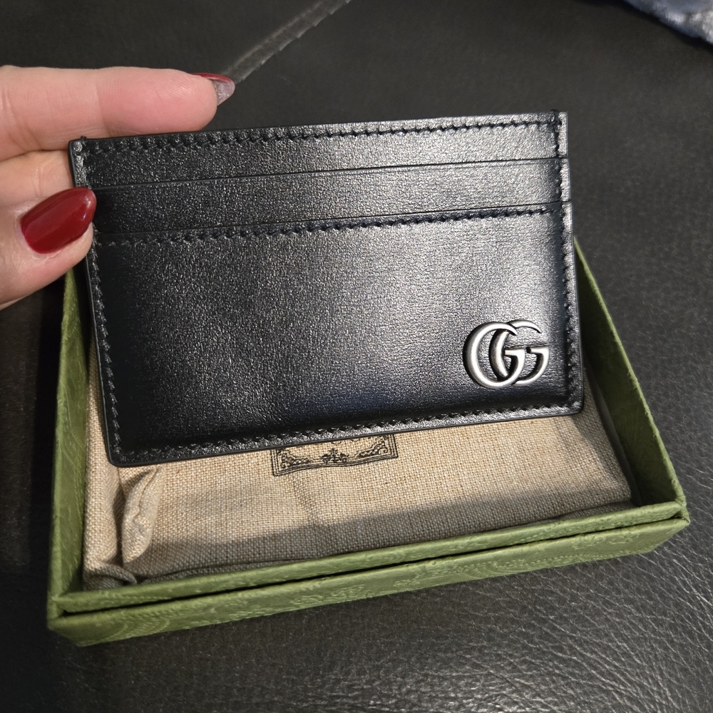 SOLD! Gucci GG Marmont Card Case Black LIKE NEW - Picture 1 of 7
